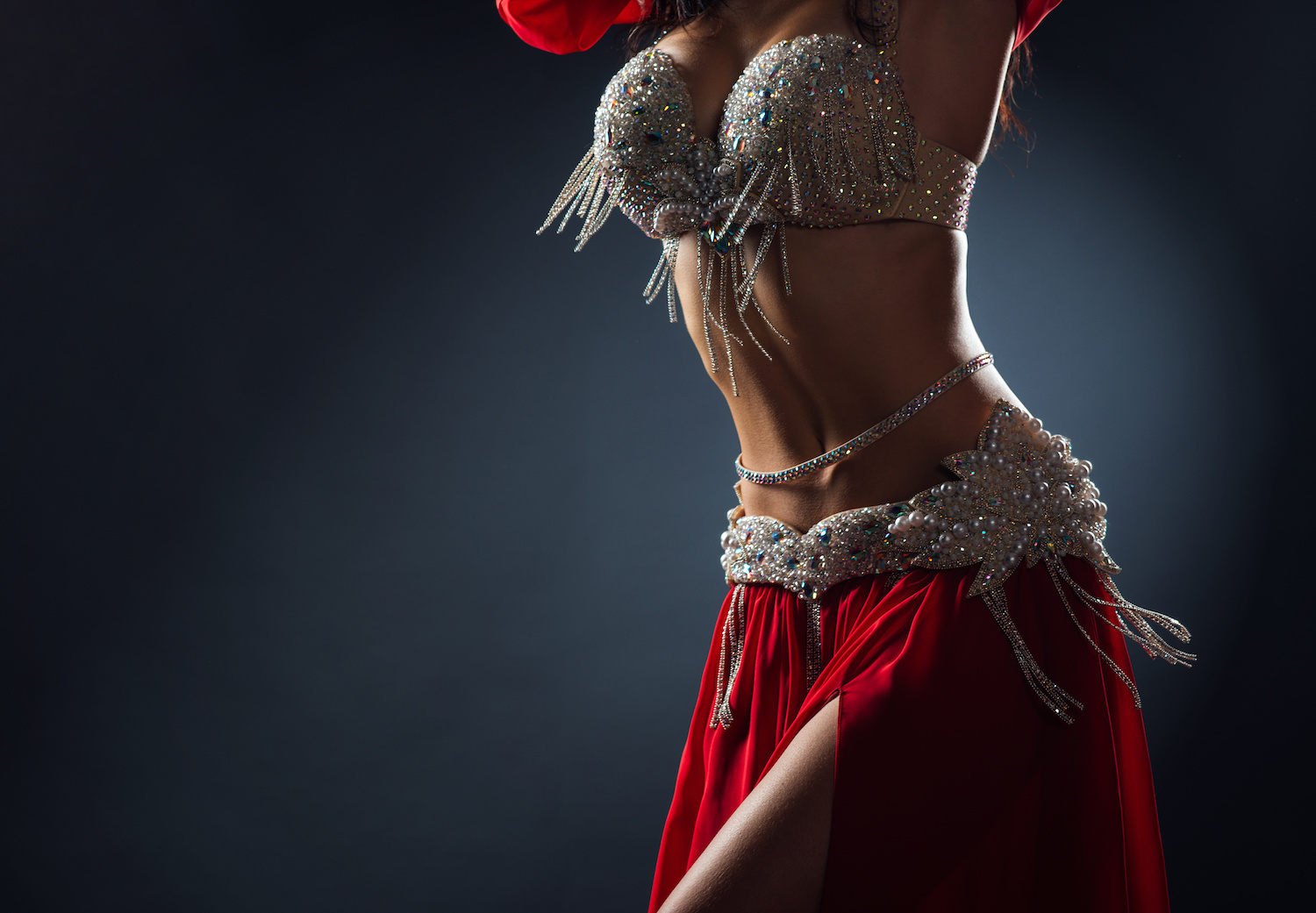 Elegance in motion: the captivating world of Egyptian belly dance