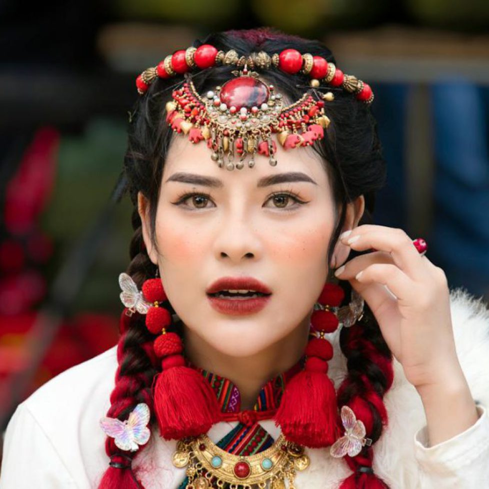 free-photo-of-festiwal-podroz-portret-makijaz